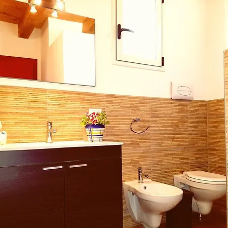 绿色假日度假屋 度假居 卡斯泰拉马莱